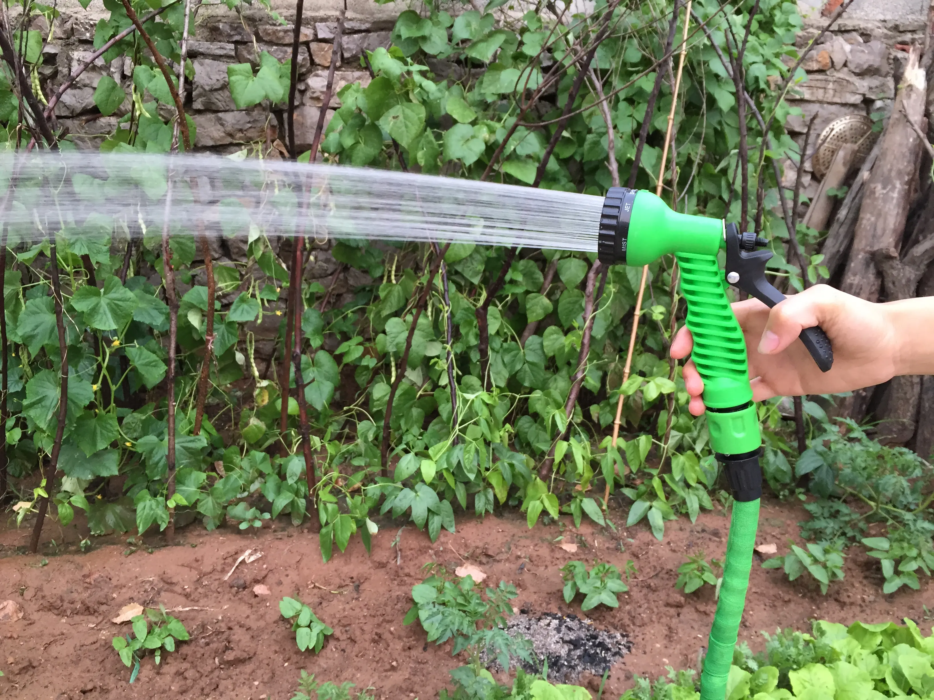 PVC Garden Hose with Sprayer for Water Discharge